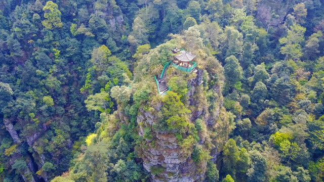 航拍 金秀县莲花山