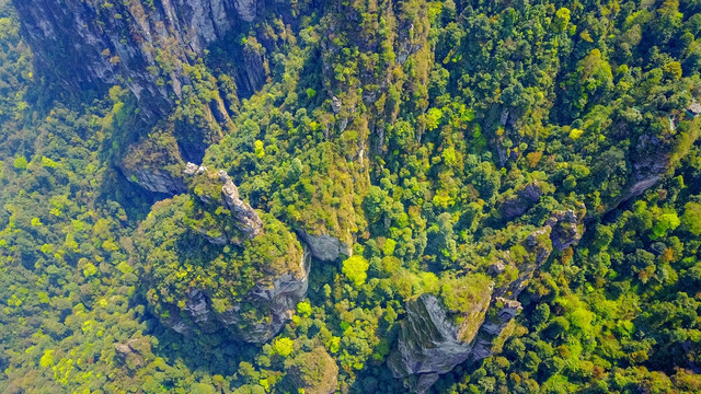 航拍 金秀县莲花山