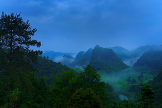 山峰