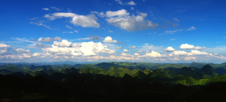 高原山峰