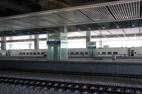 高铁站台