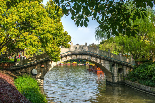 中式古典山水园林风景