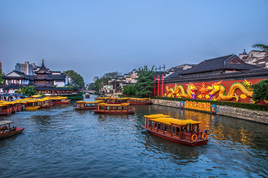 江南水乡古镇夜景