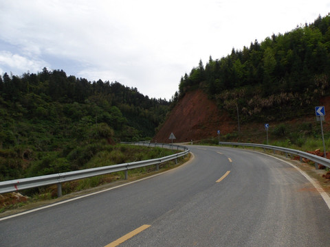 山区公路