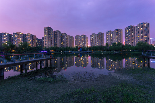 大源中央公园夜景