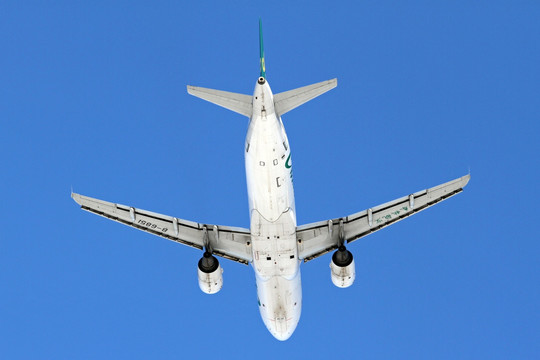 空客飞机起飞 春秋航空