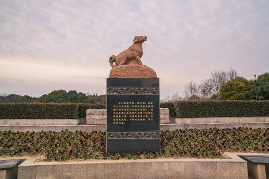 中国十二生肖雕塑及介绍