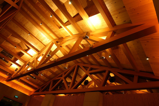 木结构房梁