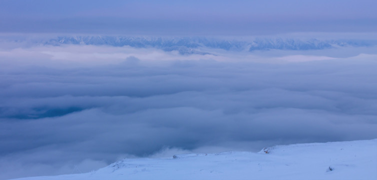 牛背山