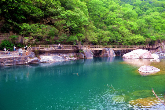 碧水青山