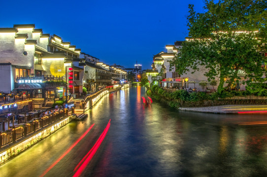 江南水乡古镇秦淮河水上人家夜景