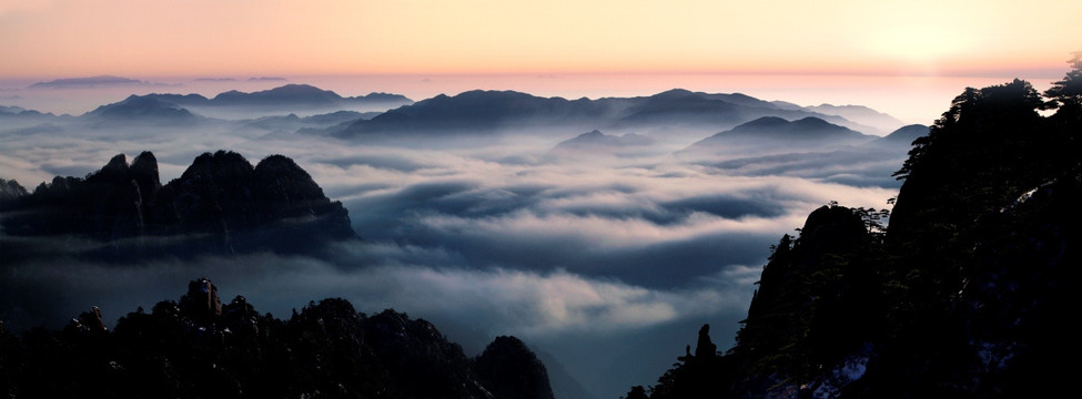 黄山东海波涛