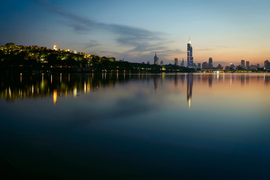 南京玄武湖夜景