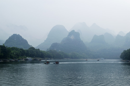 漓江烟雨