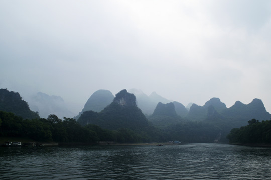 漓江烟雨