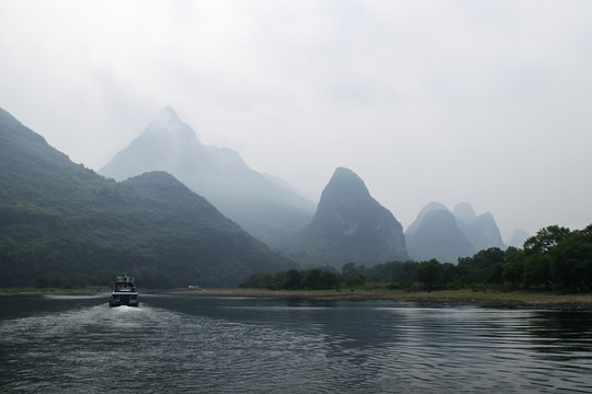 漓江烟雨