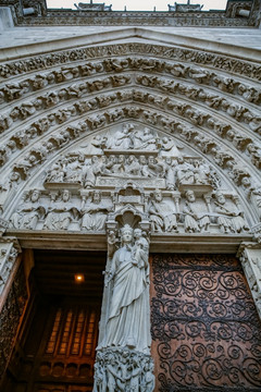 教堂内景 法国 巴黎 景点