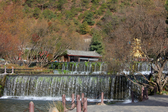 玉水寨三叠水风景