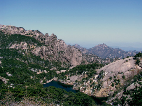 山上水池