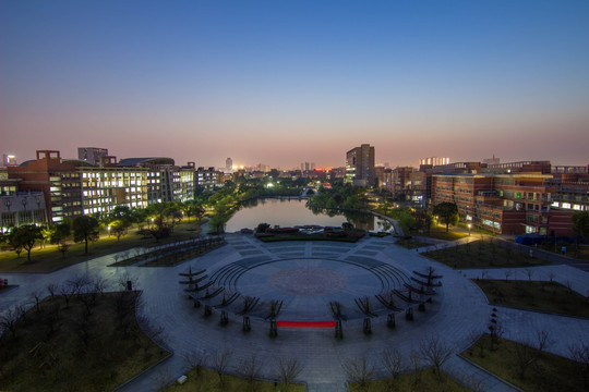 下沙大学