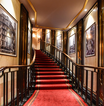 上海百乐门大饭店舞厅的楼梯