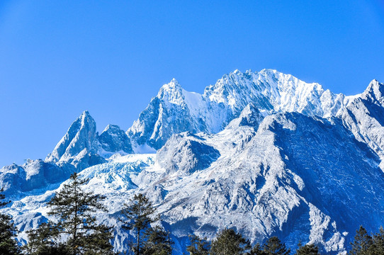 玉龙雪山