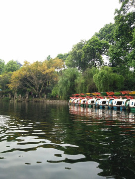 湖边风景