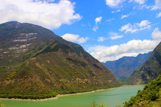 高山 湖泊