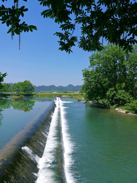 拦水坝