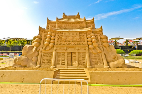 沙滩雕塑高清大图 城隍庙雕塑