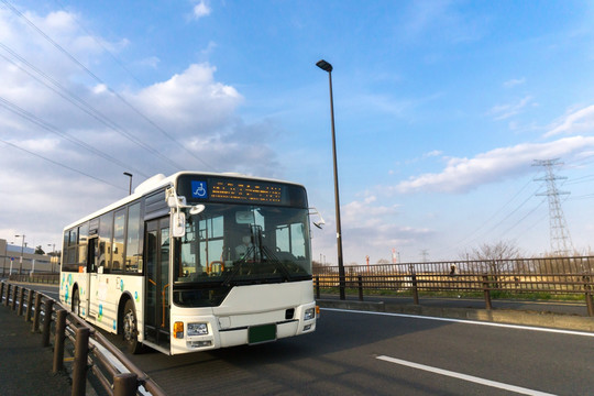 公交车 巴士