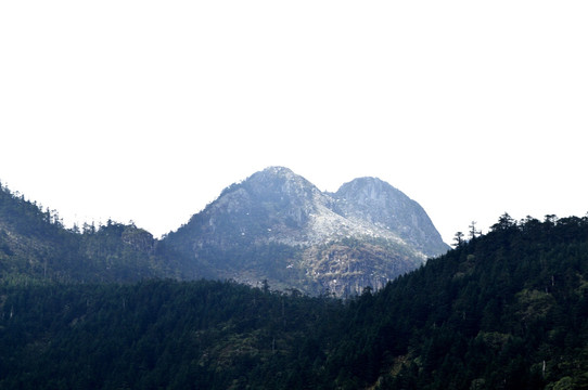 螺髻山双乳峰