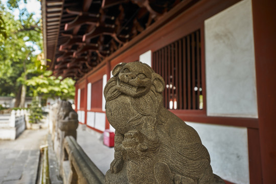 广州光孝寺石狮子