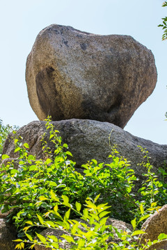 峄山奇石