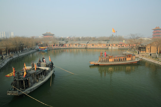 清明上河園