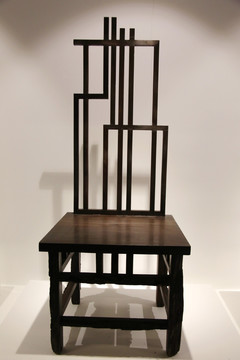 创意木雕靠背椅