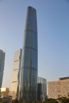 广州玻璃幕墙摩天大楼