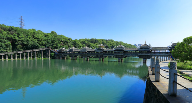 碧水蓝天