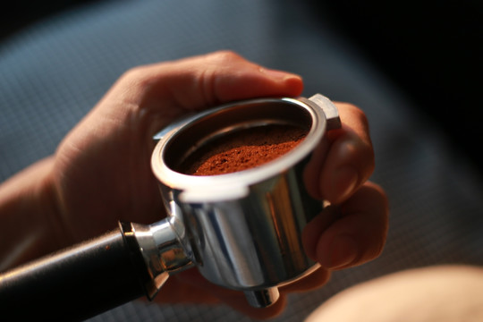 意式浓缩咖啡手持咖啡粉