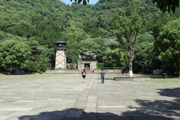 湘湖城山广场