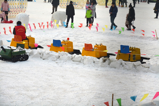 雪场冰车