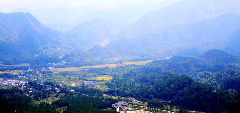 黄山石门峡风光