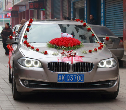 婚礼 婚车 花 玫瑰