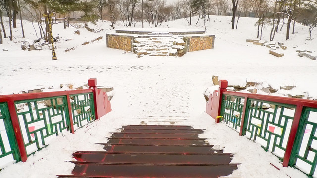 圆明园雪景