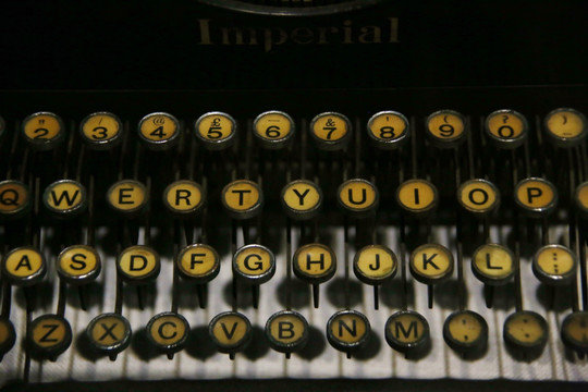 老式打字机字母键盘