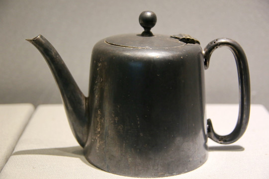 民国时期茶壶