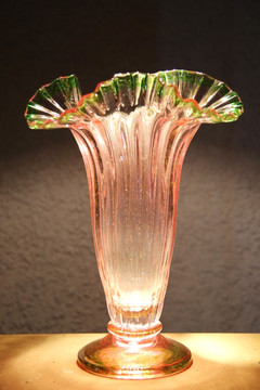 玻璃艺术品喇叭口花瓶