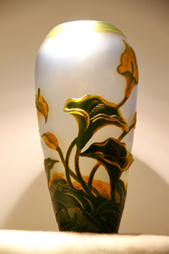 玻璃艺术品雕玉兰花瓶