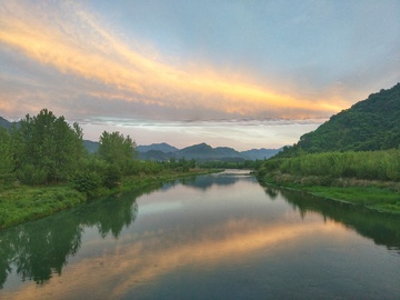 晚霞 高山 流水