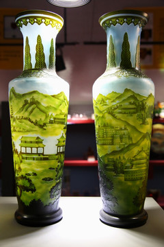 玻璃工艺品避暑山庄对瓶